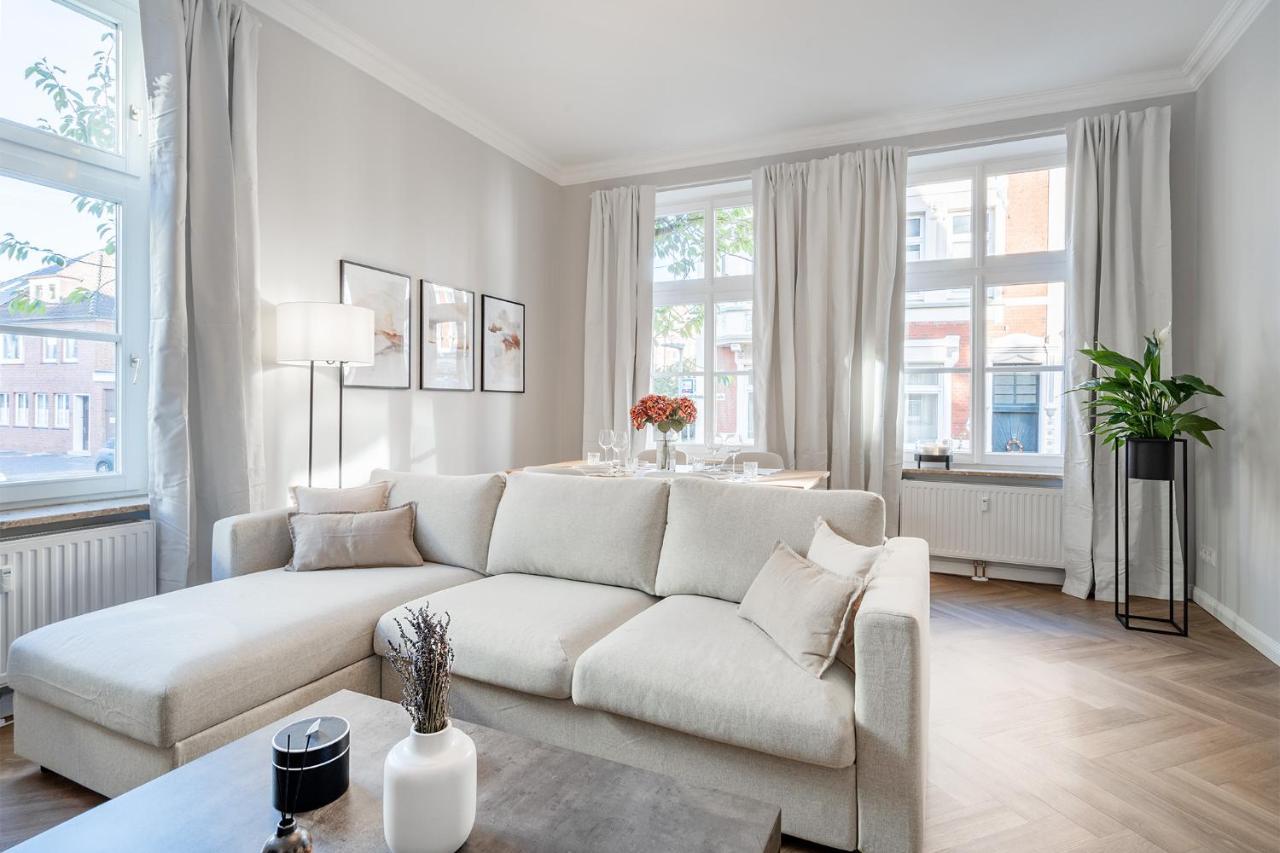Apartment Villa Anna - Wohnung Mit Stellplatz Emden Extérieur photo