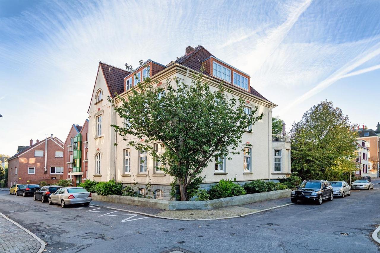 Apartment Villa Anna - Wohnung Mit Stellplatz Emden Extérieur photo