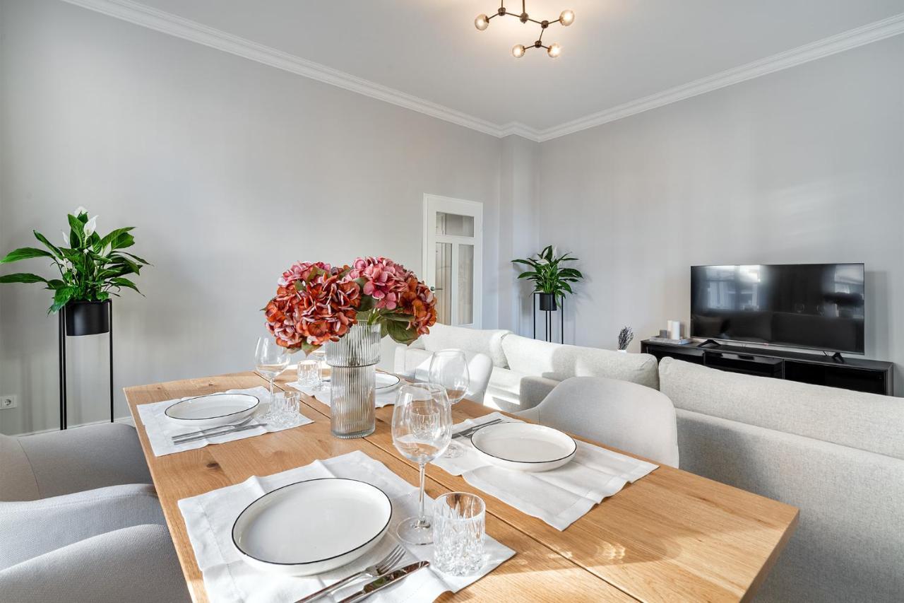 Apartment Villa Anna - Wohnung Mit Stellplatz Emden Extérieur photo